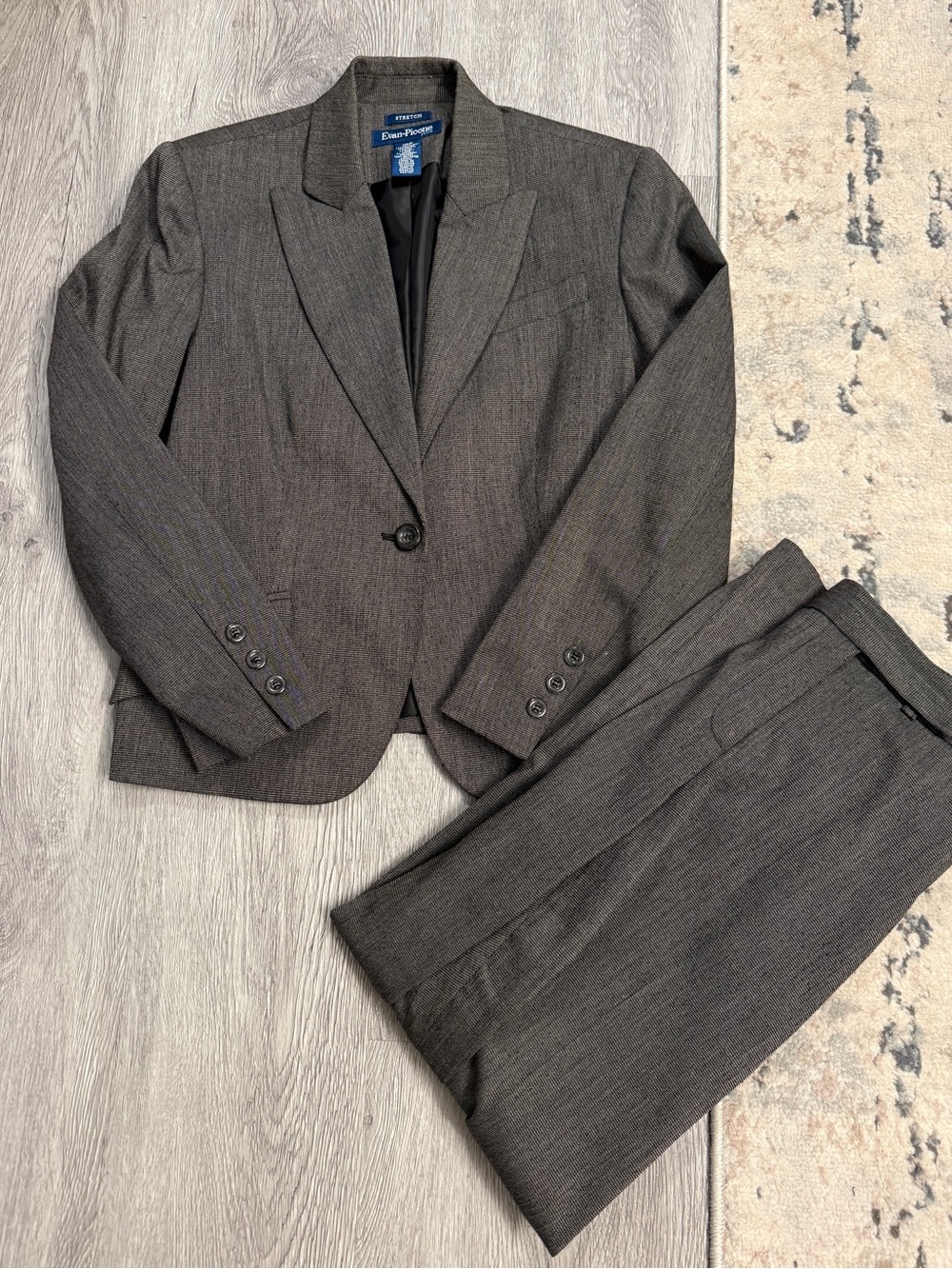 Evan-Picone Petite Women Charcoal Grey 2 Piece Pant Suit Size 10P / 8P Stretch